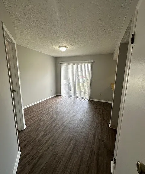 1800 Worthington Run Dr — Photo 3