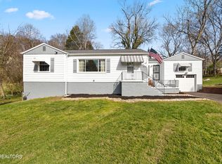 5719 Green Valley Dr, Knoxville, TN 37914