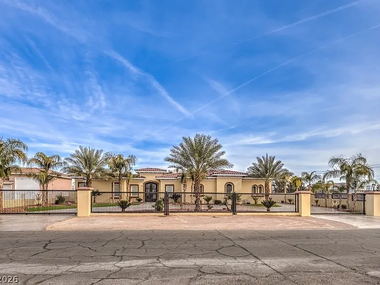 2780 El Camino Rd — Photo 18