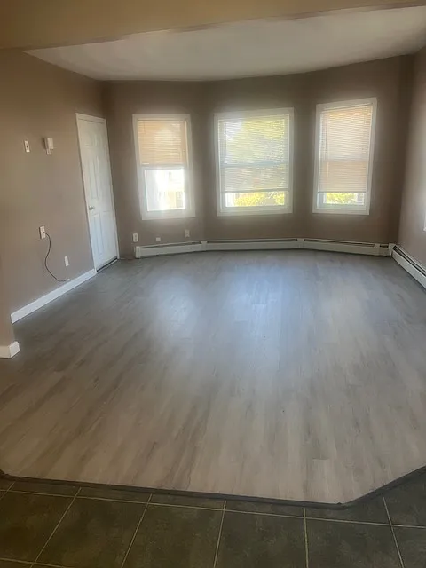 Building Photo - 65 Prince St #2