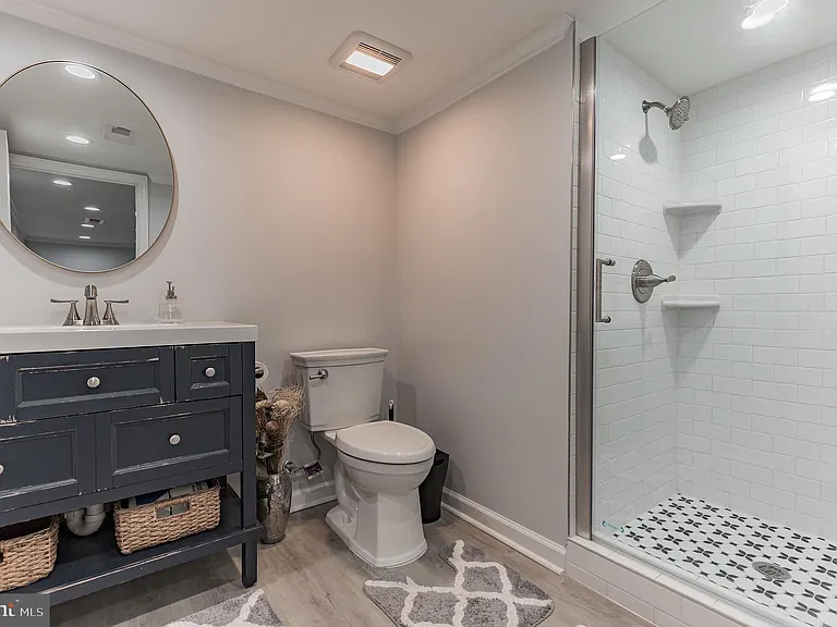 9911 Barnsbury Ct — Photo 26