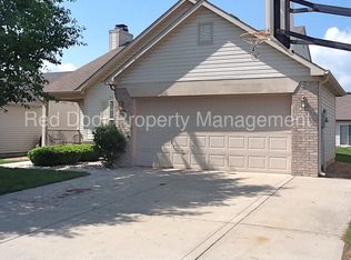 7114 Jupiter Dr, Indianapolis, IN 46241