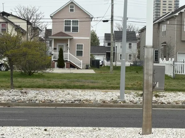 108 N Congress Ave, Atlantic City, NJ 08401