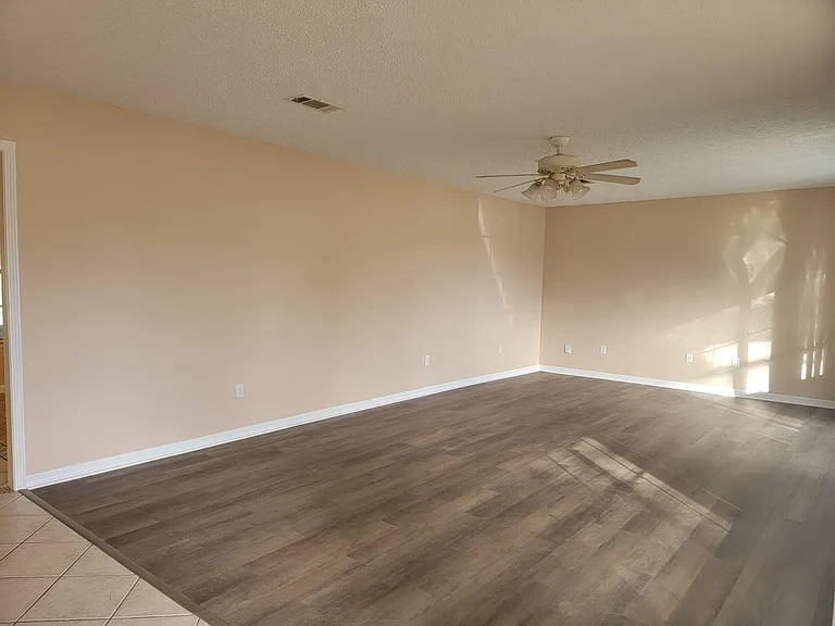34 Pembrook Cir — Photo 3