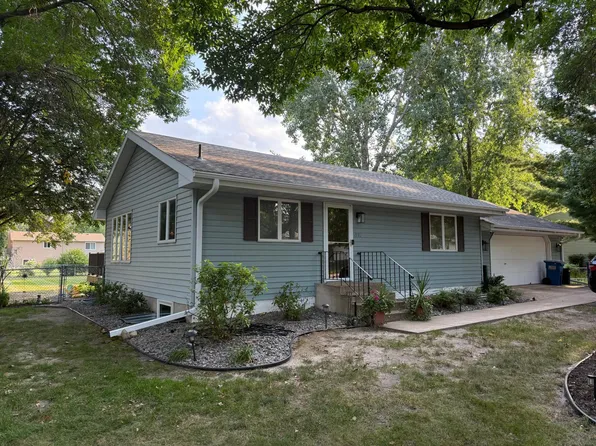 1770 Ridgewood Ave, White Bear Township, MN 55110