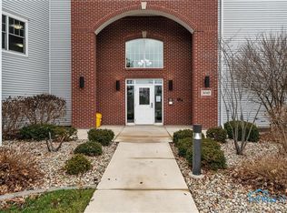 3040 Byrnwyck W #110, Maumee, OH 43537