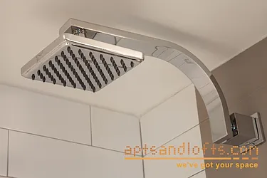 Rented by aptsandlofts.com