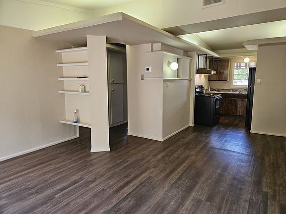 5th image of 2815 NW Morningside Dr