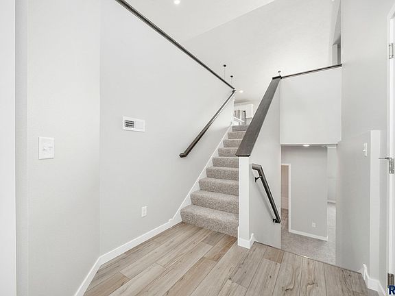 2nd image of 714 Highland St