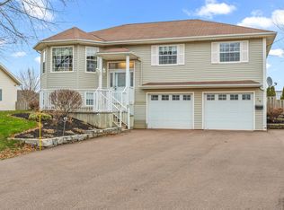 74 Hillside Ave, Summerside, PE C1N6K3