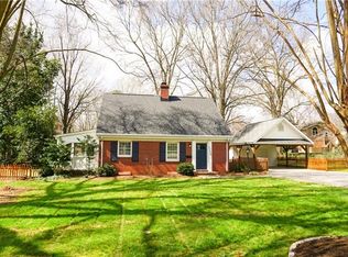 1259 6th St NW, Hickory, NC 28601