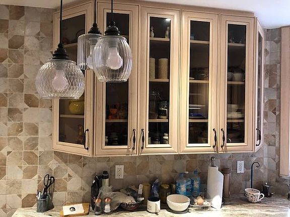 2nd image of 2146 E 34th St Floor 1