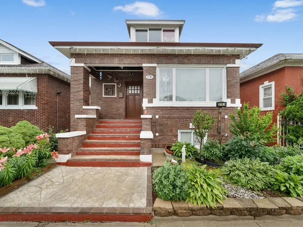 5741 S Sawyer Ave, Chicago, IL 60629