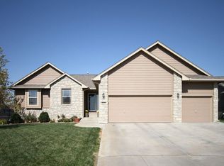 122 W Capstone Ct, Andover, KS 67002