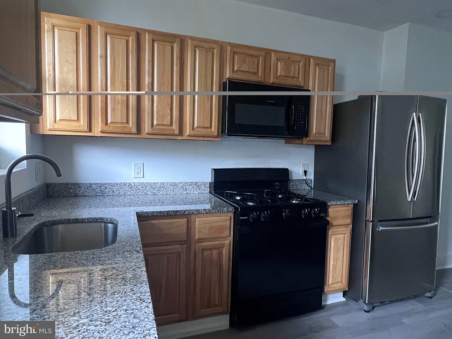 3 bed, 1.5 bath, 1344 sqft, $1,700 — Photo 4
