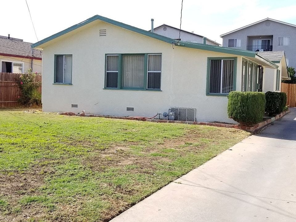 1st image of 4033 W 130th St