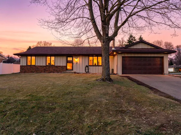 8606 88th St S, Cottage Grove, MN 55016