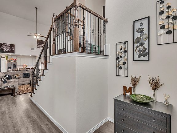 5th image of 2561 Pettus Dr