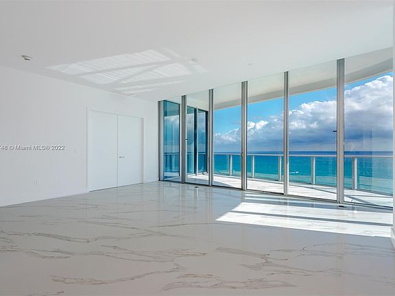 5th image of 17475 Collins Ave Unit 2301