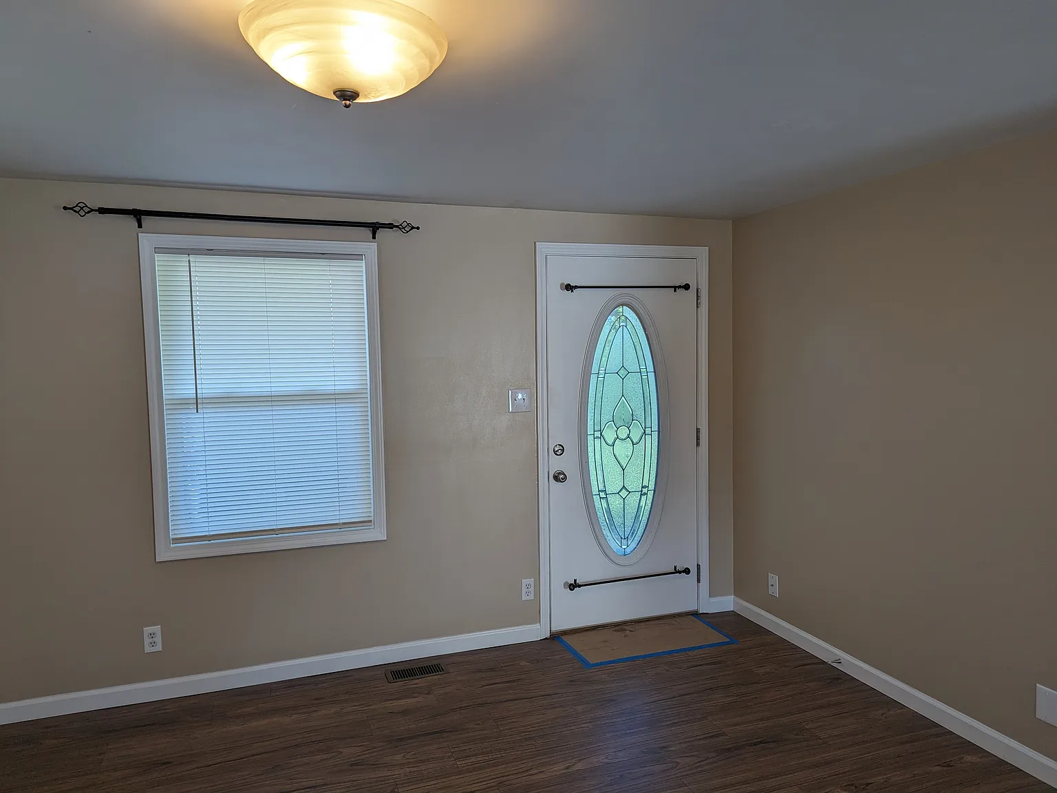 3 bed, 1000 sqft, $1,850 — Photo 3