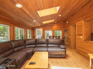 41 Lakeview Dr, Lake Harmony, PA 18624