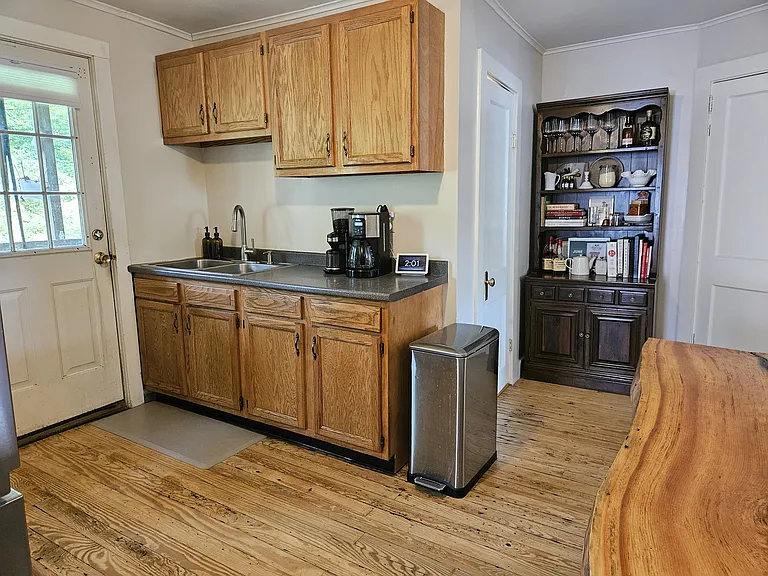 25 Shepard St #B — Photo 16