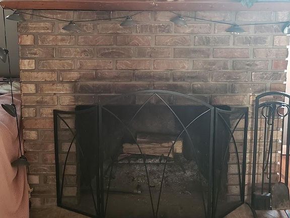 4th image of 4212 Fairhope Dr