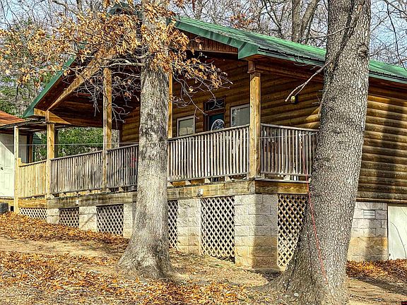 5th image of 3945 Fawn Ln