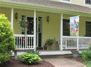52 Starwood Trl, Colchester, CT 06415