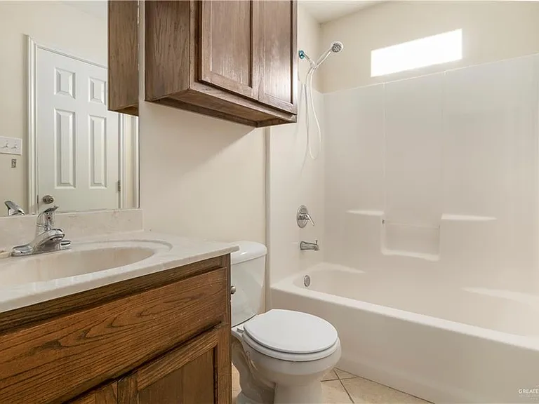 1929 Lacywood Dr — Photo 12