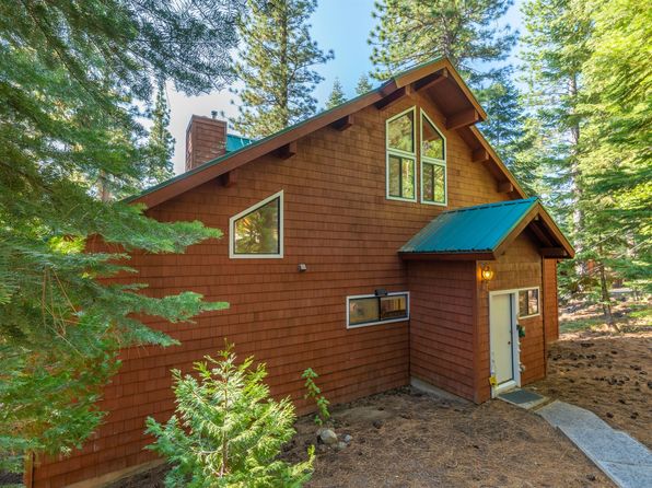 1385 Woodland Way