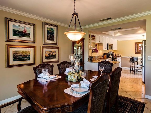 View of dining area to kitchen