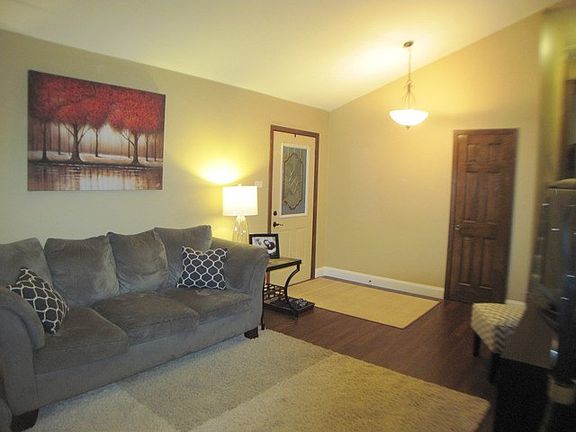 3rd image of 7619 173rd St