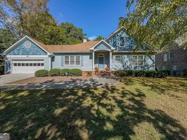 2309 Kingsland Dr, Dunwoody, GA 30360