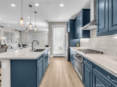 6589 Grotto Ln Unit 3, Fontana, CA, 92336
