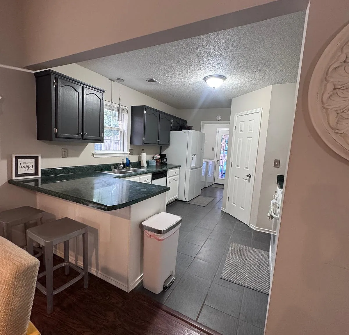 2 bed, 1250 sqft, $3,995 — Photo 3