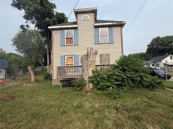 2917 Fenton Rd, Flint, MI 48507