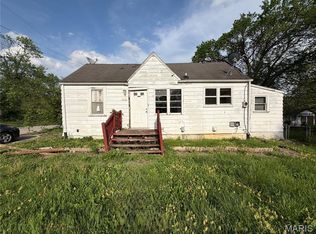 10138 Imperial Dr, Saint Louis, MO 63136
