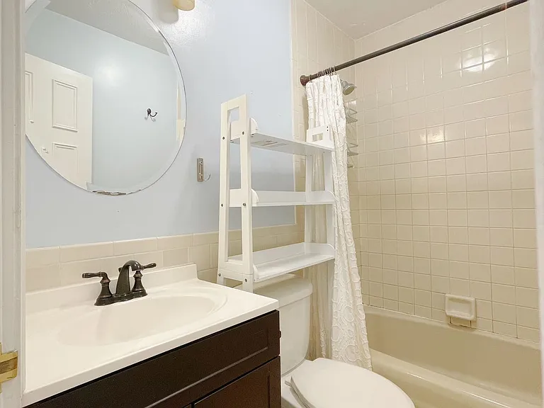5 Grove St #6 — Photo 10