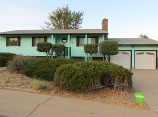 2109 Rangeview Dr, Pueblo, CO 81008
