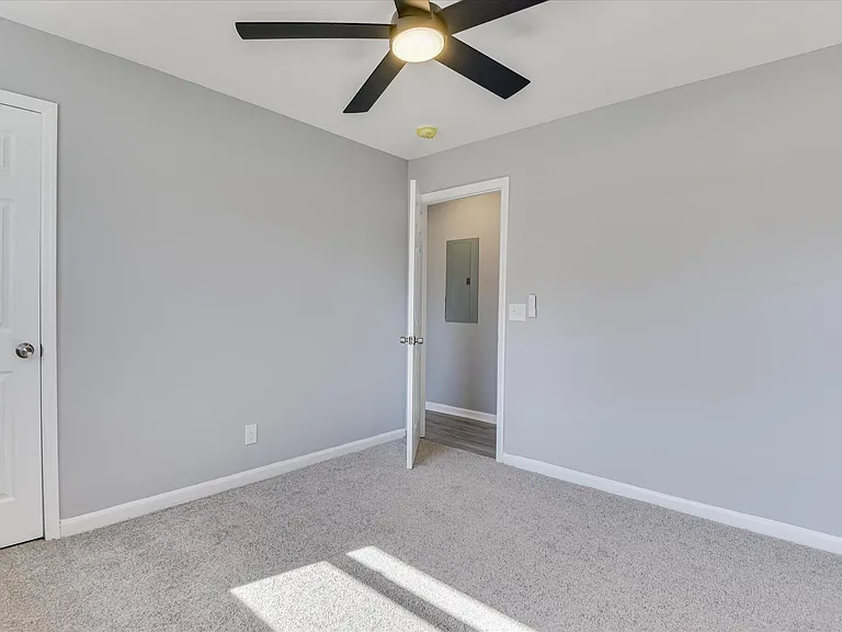 2202 Vireo Dr — Photo 36
