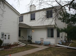 145 Bordeaux Ct, Woodbury, MN 55125