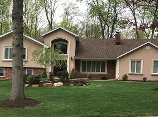 7 Westminster Dr, Montville, NJ 07045
