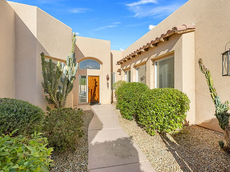 18 Tucson Cir — Photo 44