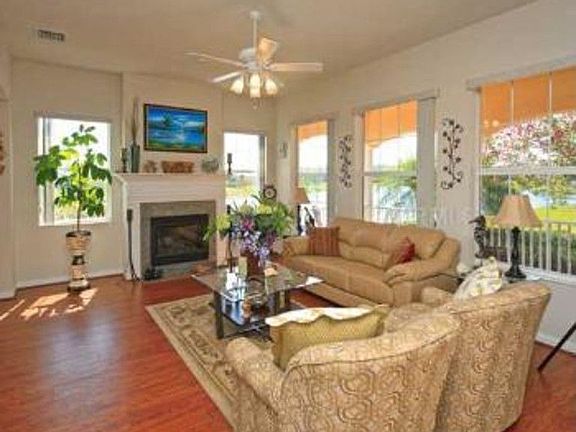 4th image of 12027 Jewel Fish Ln