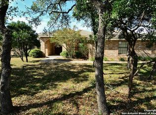 20417 Helotes Creek Rd, Helotes, TX 78023
