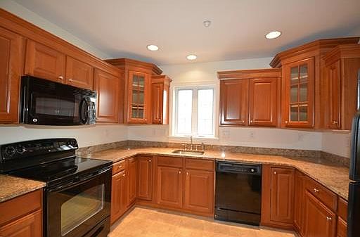3rd image of 2311 Briarwood Vlg