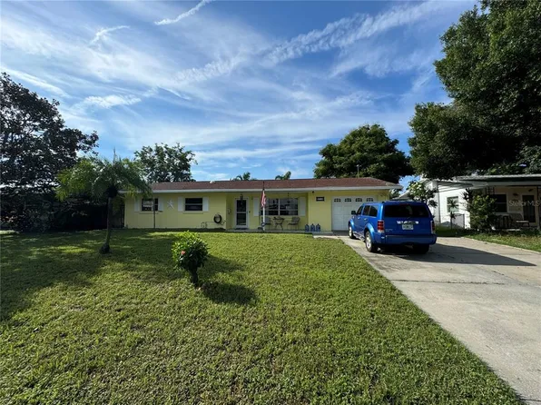 2719 26th Avenue Dr W, Bradenton, FL 34205