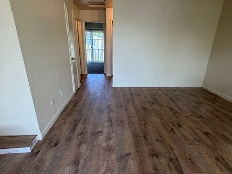 131 Alaska Ave — Photo 5