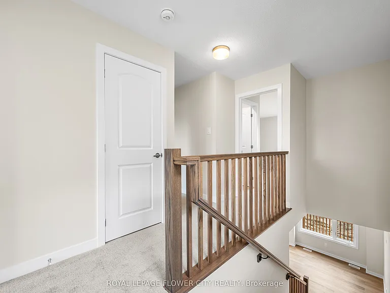 283 Les Emmerson Dr — Photo 6